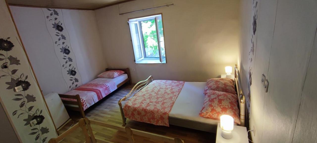 Studio Apartman Kastel Kambelovac Kastela Ngoại thất bức ảnh