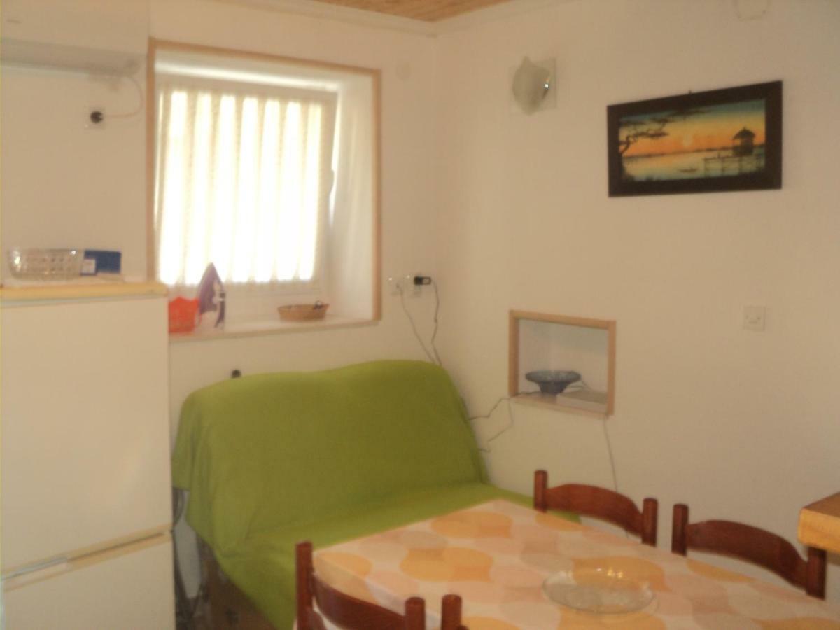 Studio Apartman Kastel Kambelovac Kastela Ngoại thất bức ảnh
