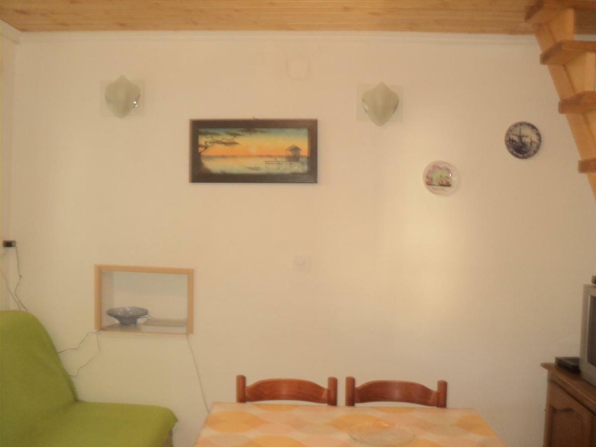 Studio Apartman Kastel Kambelovac Kastela Ngoại thất bức ảnh